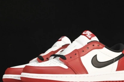 705329-600 Retro Low 1  Jordan Chicago 0927